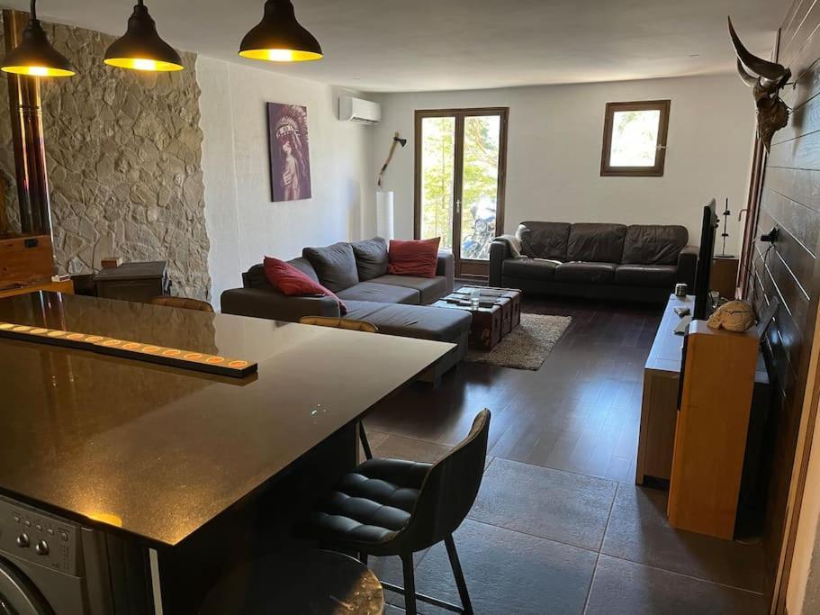 Вилла Les Rocailles Valderoure Экстерьер фото